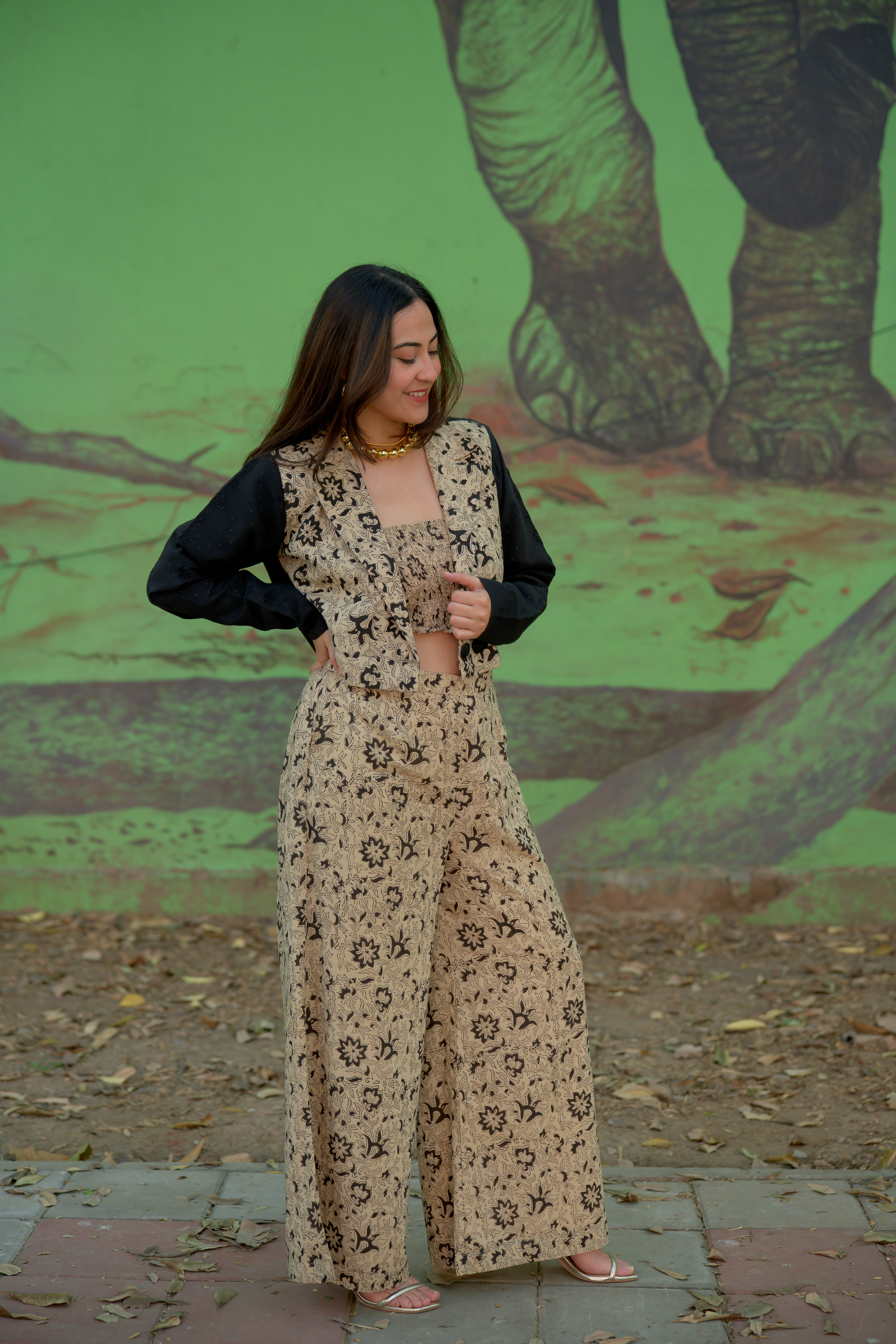 Look 10