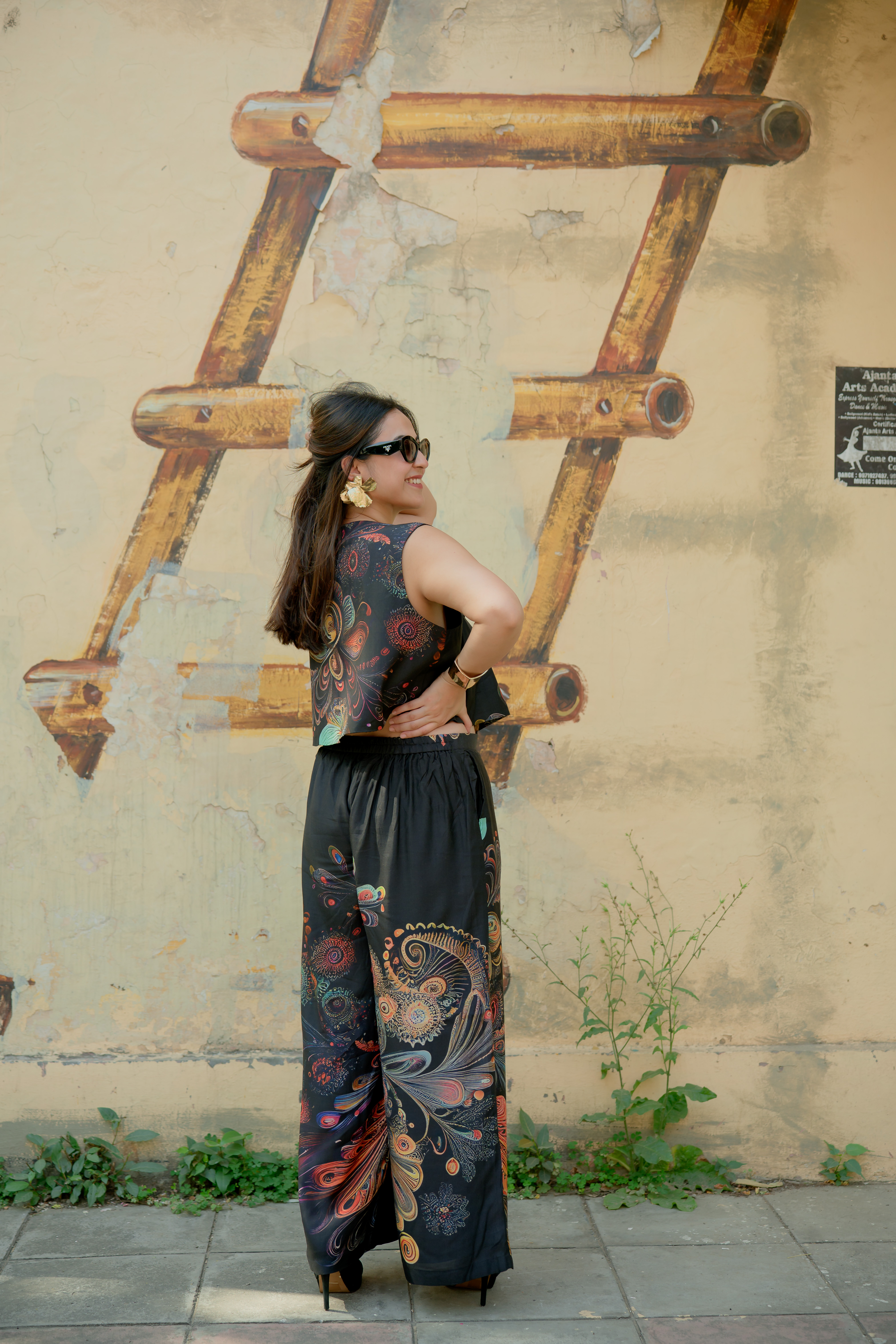 Look 3